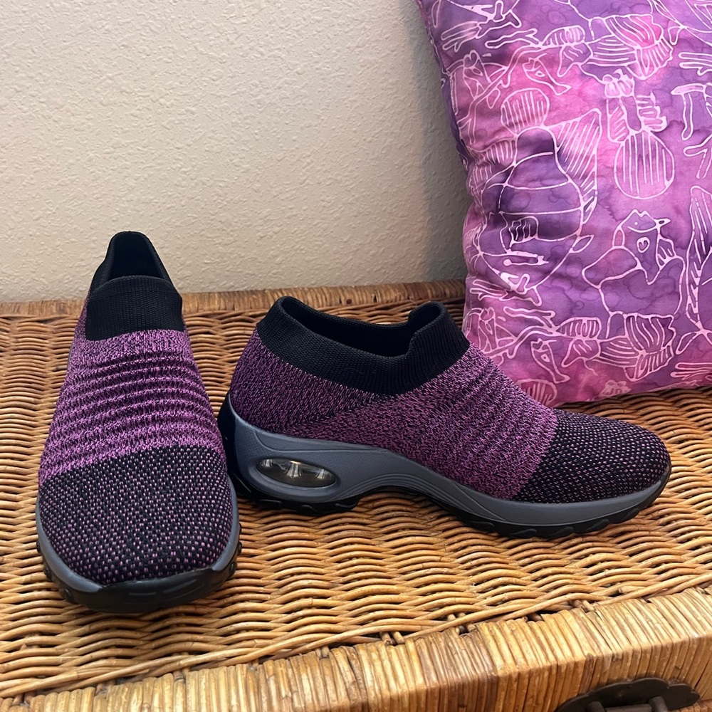 HyperSoft shoes size 8